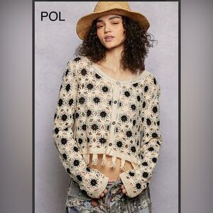 BP219-6🖤🤍NEW! POL perfection in Cream + Black Crochet Sweater w/fringe tabs